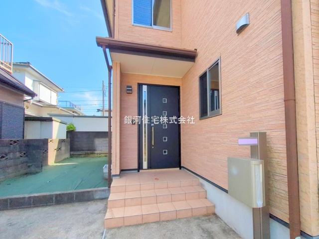 G00382136 神奈川県綾瀬市綾西４丁目 中古一戸建て 3880万円 土地面積156.20m² (約47.25坪) 建物面積118.00m² (約35.69坪) 間取り５ＬＤＫ 築年月2012年06月(築13年)【外観9】