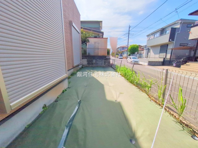 G00382136 神奈川県綾瀬市綾西４丁目 中古一戸建て 3880万円 土地面積156.20m² (約47.25坪) 建物面積118.00m² (約35.69坪) 間取り５ＬＤＫ 築年月2012年06月(築13年)【外観17】