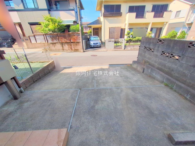 G00382136 神奈川県綾瀬市綾西４丁目 中古一戸建て 3880万円 土地面積156.20m² (約47.25坪) 建物面積118.00m² (約35.69坪) 間取り５ＬＤＫ 築年月2012年06月(築13年)【外観18】