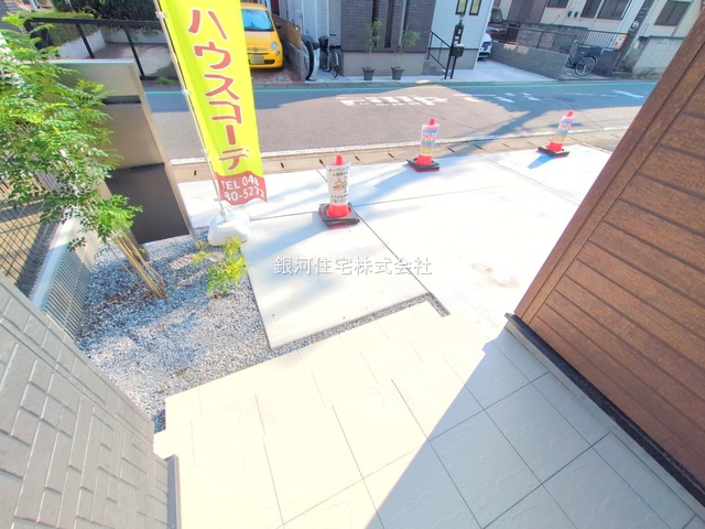 G00382144 埼玉県北本市本宿６丁目 新築一戸建て 2798万円 土地面積116.59m² (約35.26坪) 建物面積99.78m² (約30.18坪) 間取り３ＬＤＫ 築年月2025年09月(築１年以内)【外観6】