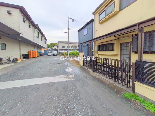 G00382162 東京都国立市青柳１丁目 新築一戸建て 5480万円 土地面積81.01m² (約24.50坪) 建物面積93.56m² (約28.30坪) 間取り３ＬＤＫ 築年月2025年10月(築１年以内)【外観13】