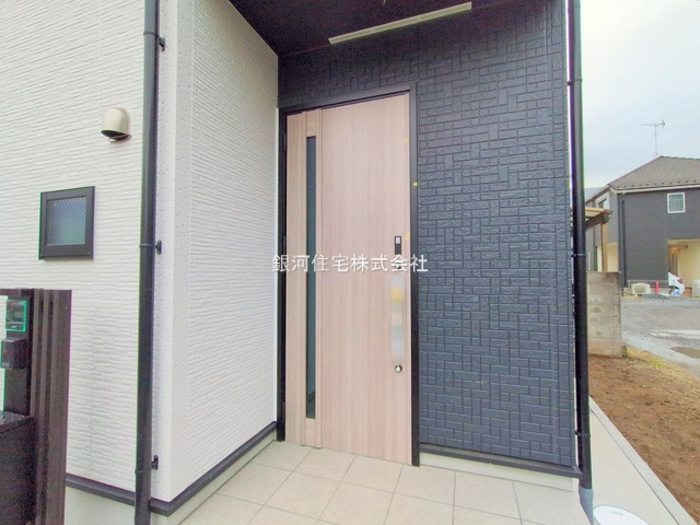 G00382162 東京都国立市青柳１丁目 新築一戸建て 5480万円 土地面積81.01m² (約24.50坪) 建物面積93.56m² (約28.30坪) 間取り３ＬＤＫ 築年月2025年10月(築１年以内)【外観16】