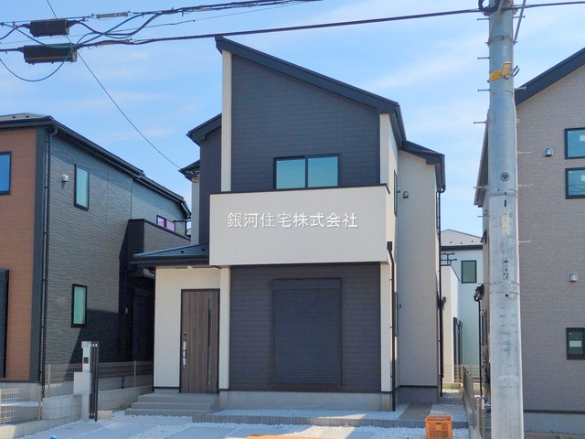 G00382164 神奈川県小田原市堀之内 新築一戸建て 2480万円 土地面積142.33m² (約43.05坪) 建物面積100.19m² (約30.30坪) 間取り４ＬＤＫ 築年月2025年07月(築１年以内)【外観2】