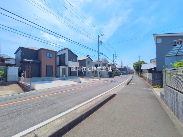 G00382164 神奈川県小田原市堀之内 新築一戸建て 2480万円 土地面積142.33m² (約43.05坪) 建物面積100.19m² (約30.30坪) 間取り４ＬＤＫ 築年月2025年07月(築１年以内)【外観3】