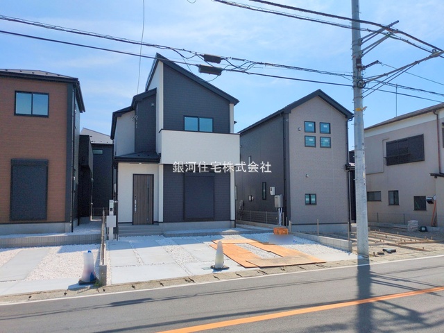 G00382164 神奈川県小田原市堀之内 新築一戸建て 2480万円 土地面積142.33m² (約43.05坪) 建物面積100.19m² (約30.30坪) 間取り４ＬＤＫ 築年月2025年07月(築１年以内)【外観16】