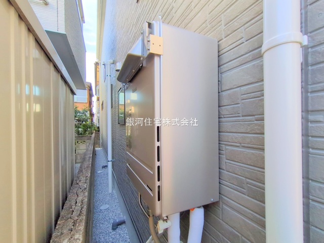 G00382187 埼玉県川口市南鳩ヶ谷５丁目 新築一戸建て 4480万円 土地面積130.26m² (約39.40坪) 建物面積104.54m² (約31.62坪) 間取り３ＳＬＤＫ 築年月2025年11月(築１年以内)【外観5】