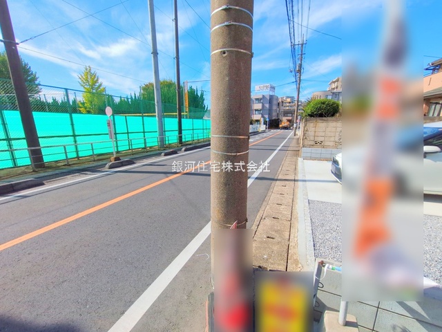 G00382187 埼玉県川口市南鳩ヶ谷５丁目 新築一戸建て 4480万円 土地面積130.26m² (約39.40坪) 建物面積104.54m² (約31.62坪) 間取り３ＳＬＤＫ 築年月2025年11月(築１年以内)【外観16】