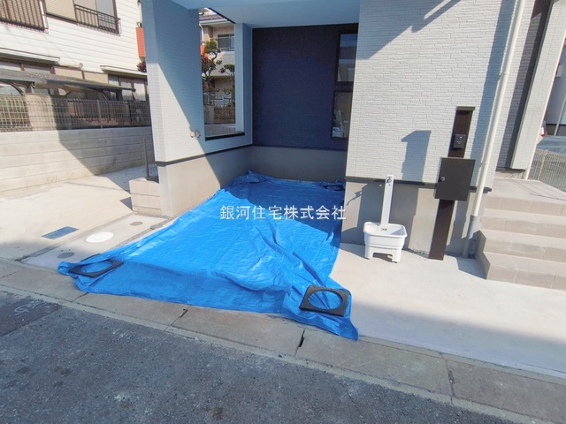 G00382209 千葉県市川市福栄１丁目 新築一戸建て 6180万円 土地面積62.53m² (約18.91坪) 建物面積101.37m² (約30.66坪) 築年月2025年12月(築１年以内)【外観6】