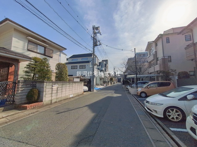 G00382211 千葉県市川市福栄１丁目 新築一戸建て 5880万円 土地面積75.14m² (約22.72坪) 建物面積100.19m² (約30.30坪) 築年月2025年12月(築１年以内)【外観13】