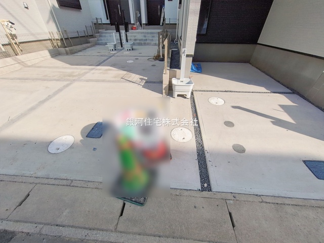 G00382212 千葉県市川市福栄１丁目 新築一戸建て 5980万円 土地面積59.95m² (約18.13坪) 建物面積97.96m² (約29.63坪) 築年月2025年12月(築１年以内)【外観15】