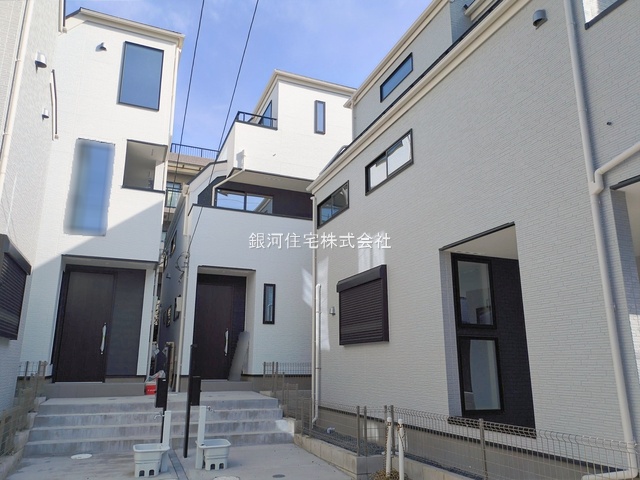 G00382213 千葉県市川市福栄１丁目 新築一戸建て 5680万円 土地面積77.06m² (約23.31坪) 建物面積96.05m² (約29.05坪) 築年月2025年12月(築１年以内)【外観14】