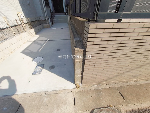 G00382214 千葉県市川市福栄１丁目 新築一戸建て 5680万円 土地面積76.78m² (約23.22坪) 建物面積93.71m² (約28.34坪) 築年月2025年12月(築１年以内)【外観4】