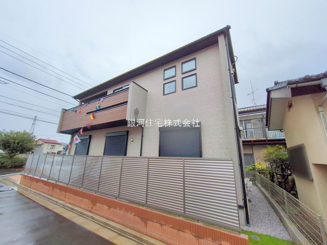 G00382241 東京都小平市大沼町４丁目 新築一戸建て 5330万円 土地面積146.69m² (約44.37坪) 建物面積103.98m² (約31.45坪) 間取り４ＬＤＫ 築年月2025年09月(築１年以内)【外観16】