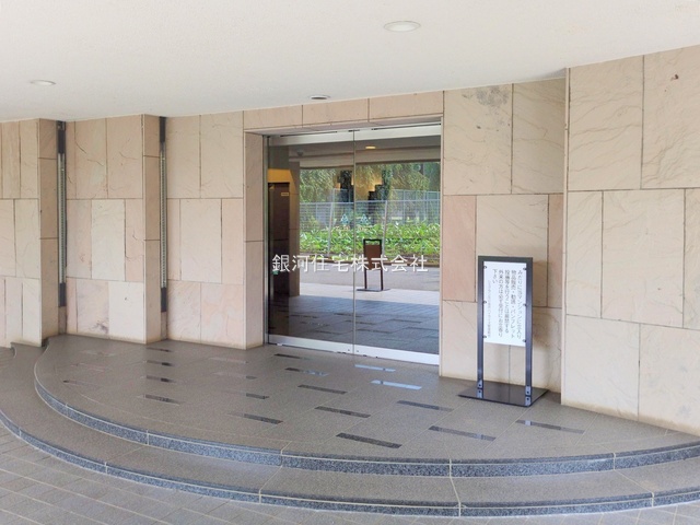 G00382590 東京都小平市花小金井７丁目 中古マンション 3899万円 専有面積70.76m² (約21.40坪) 間取り３ＬＤＫ 所在階3階 築年月1989年08月(築36年)【外観3】