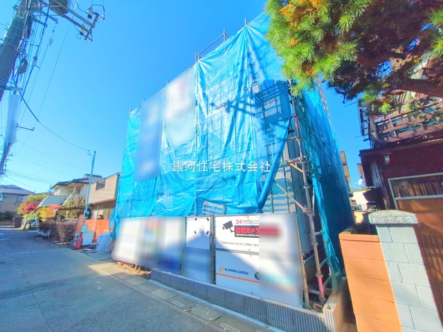 G00382809 埼玉県富士見市渡戸１丁目 新築一戸建て 4498万円 土地面積121.01m² (約36.60坪) 建物面積100.40m² (約30.37坪) 間取り４ＬＤＫ 築年月2025年12月【外観2】