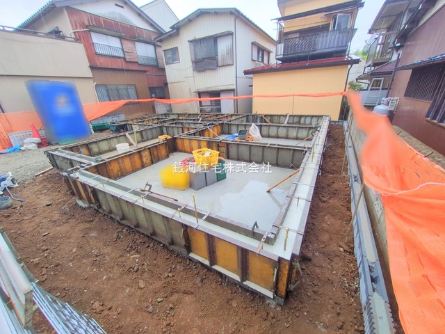 G00382809 埼玉県富士見市渡戸１丁目 新築一戸建て 4498万円 土地面積121.01m² (約36.60坪) 建物面積100.40m² (約30.37坪) 間取り４ＬＤＫ 築年月2025年12月【外観11】