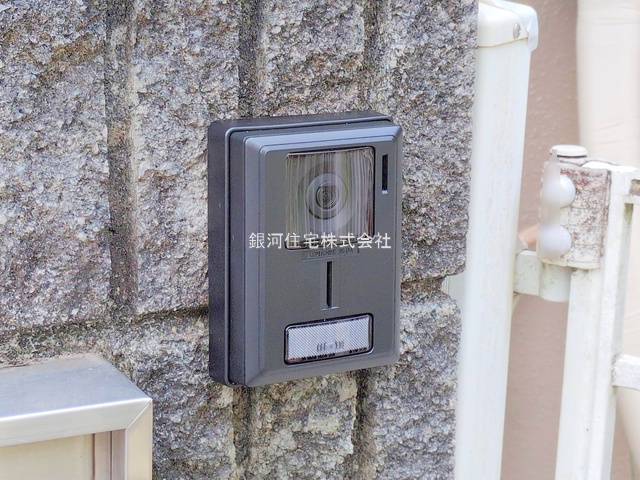 G00382866 神奈川県大和市下鶴間 中古一戸建て 3180万円 土地面積146.37m² (約44.27坪) 建物面積94.36m² (約28.54坪) 間取り４ＬＤＫ 築年月1995年02月(築30年)【外観13】