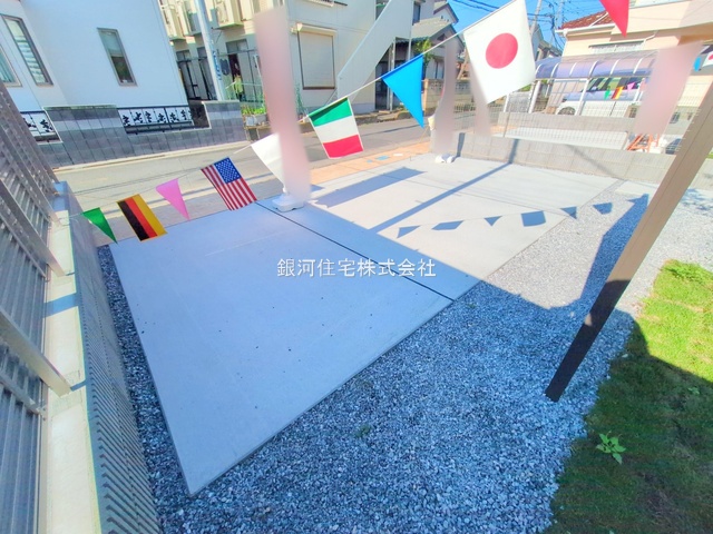 G00383261 埼玉県北本市西高尾２丁目 新築一戸建て 3898万円 土地面積146.63m² (約44.35坪) 建物面積105.82m² (約32.01坪) 間取り４ＬＤＫ 築年月2025年09月(築１年以内)【外観6】