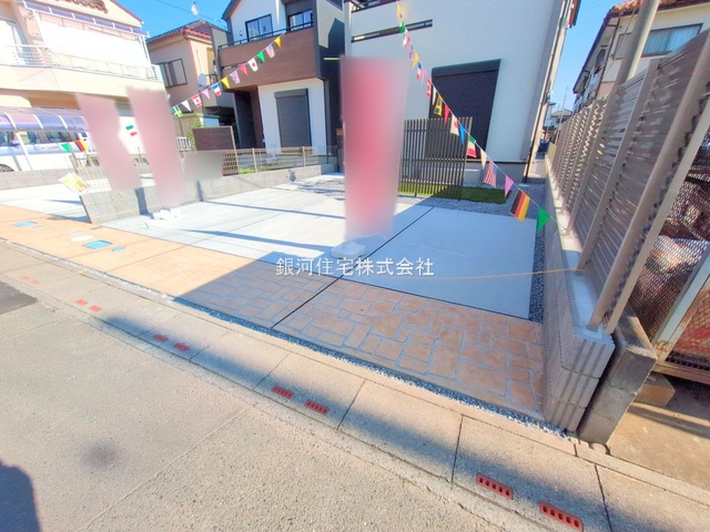 G00383261 埼玉県北本市西高尾２丁目 新築一戸建て 3898万円 土地面積146.63m² (約44.35坪) 建物面積105.82m² (約32.01坪) 間取り４ＬＤＫ 築年月2025年09月(築１年以内)【外観12】