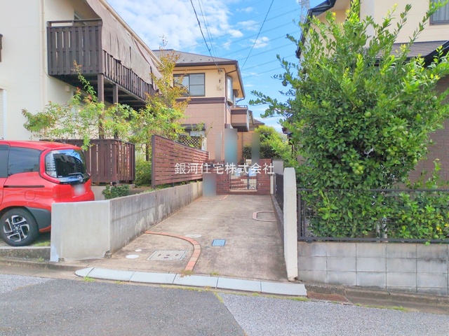 G00383439 千葉県千葉市緑区おゆみ野南２丁目 中古一戸建て 3529万円 土地面積174.40m² (約52.75坪) 建物面積161.60m² (約48.88坪) 築年月2001年06月(築24年)【外観2】