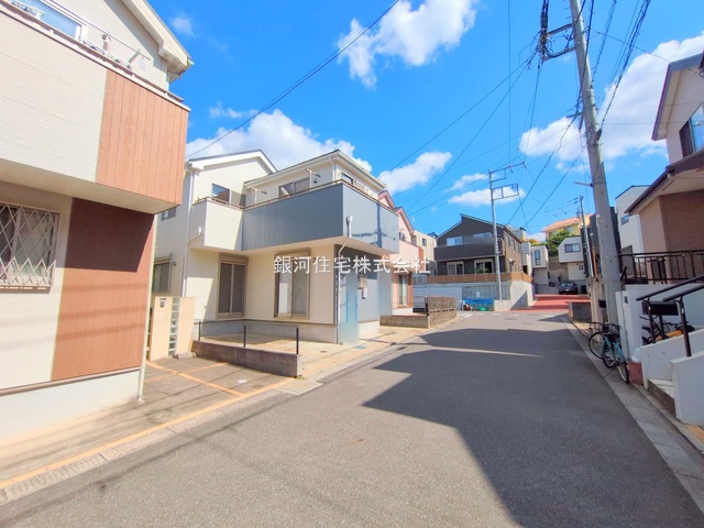 G00383440 千葉県船橋市旭町１丁目 中古一戸建て 3429万円 土地面積100.50m² (約30.40坪) 建物面積95.85m² (約28.99坪) 間取り４ＬＤＫ 築年月2007年07月(築18年)【外観3】