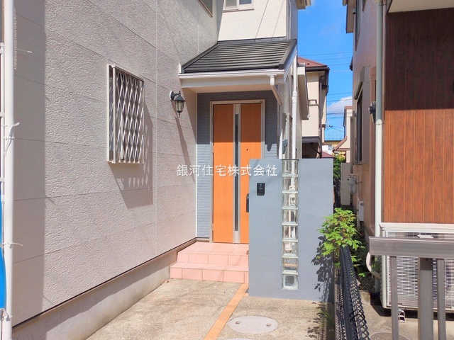 G00383440 千葉県船橋市旭町１丁目 中古一戸建て 3429万円 土地面積100.50m² (約30.40坪) 建物面積95.85m² (約28.99坪) 間取り４ＬＤＫ 築年月2007年07月(築18年)【外観5】