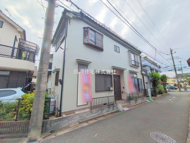 G00383619 埼玉県所沢市若狭４丁目 中古一戸建て 1390万円 土地面積49.20m² (約14.88坪) 建物面積69.95m² (約21.15坪) 間取り３Ｋ 築年月1995年02月(築30年)【外観2】