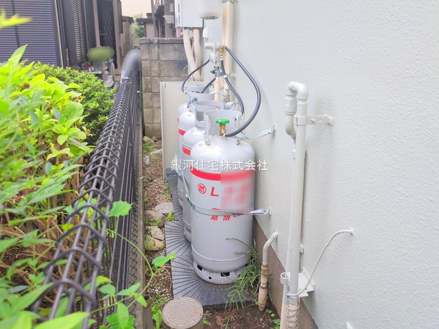 G00383619 埼玉県所沢市若狭４丁目 中古一戸建て 1390万円 土地面積49.20m² (約14.88坪) 建物面積69.95m² (約21.15坪) 間取り３Ｋ 築年月1995年02月(築30年)【外観15】