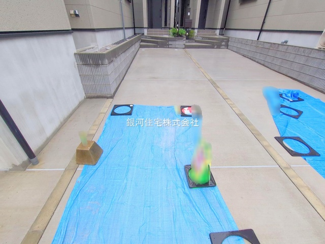 G00383693 千葉県市川市新井２丁目 新築一戸建て 5280万円 土地面積82.58m² (約24.98坪) 建物面積88.59m² (約26.79坪) 築年月2025年09月(築１年以内)【外観10】