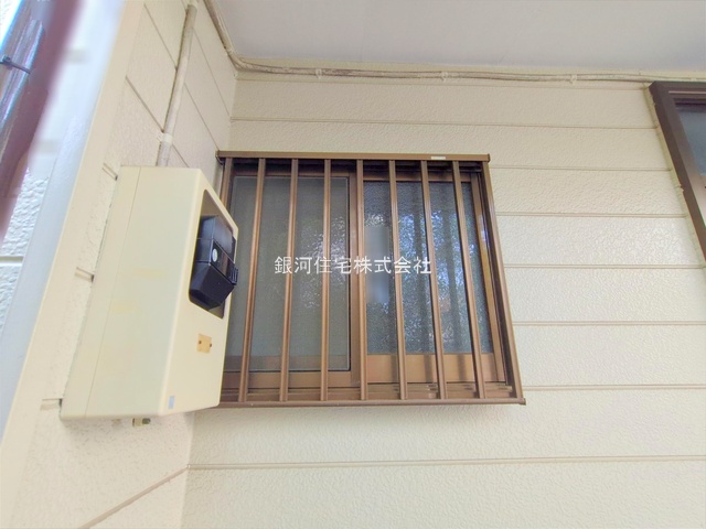 G00383734 神奈川県横浜市青葉区荏子田２丁目 中古一戸建て 6980万円 土地面積245.00m² (約74.11坪) 建物面積146.95m² (約44.45坪) 間取り６ＳＬＤＫ 築年月1993年06月(築32年)【外観6】