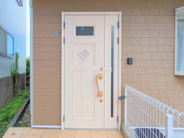 G00383783 神奈川県横浜市港南区上永谷３丁目 中古一戸建て 4090万円 土地面積109.65m² (約33.16坪) 建物面積97.71m² (約29.55坪) 間取り４ＬＤＫ 築年月2005年05月(築20年)【外観7】