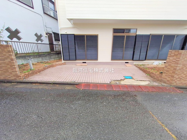 G00383804 神奈川県藤沢市大鋸３丁目 中古一戸建て 3980万円 土地面積114.85m² (約34.74坪) 建物面積107.93m² (約32.64坪) 間取り４ＬＤＫ 築年月1994年06月(築31年)【外観15】