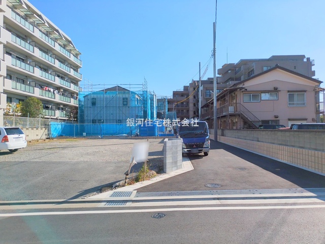 G00383877 千葉県市川市田尻５丁目 新築一戸建て 5680万円 土地面積110.01m² (約33.27坪) 建物面積99.63m² (約30.13坪) 間取り４ＬＤＫ 築年月2026年01月【外観3】