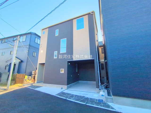 G00383969 千葉県市川市稲荷木３丁目 新築一戸建て 4298万円 土地面積63.44m² (約19.19坪) 建物面積110.12m² (約33.31坪) 築年月2025年09月(築１年以内)【外観2】