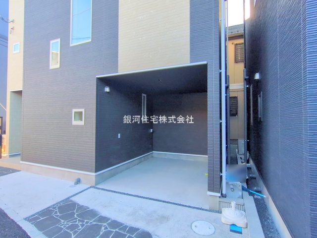 G00383969 千葉県市川市稲荷木３丁目 新築一戸建て 4298万円 土地面積63.44m² (約19.19坪) 建物面積110.12m² (約33.31坪) 築年月2025年09月(築１年以内)【外観17】