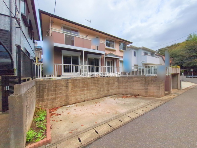 G00383986 千葉県千葉市若葉区若松台３丁目 中古一戸建て 2149万円 土地面積172.81m² (約52.27坪) 建物面積123.37m² (約37.31坪) 間取り４ＬＤＫ 築年月1991年08月(築34年)【外観5】