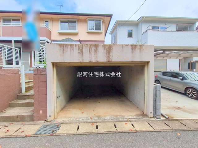 G00383986 千葉県千葉市若葉区若松台３丁目 中古一戸建て 2149万円 土地面積172.81m² (約52.27坪) 建物面積123.37m² (約37.31坪) 間取り４ＬＤＫ 築年月1991年08月(築34年)【外観8】