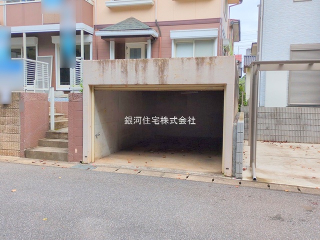G00383986 千葉県千葉市若葉区若松台３丁目 中古一戸建て 2149万円 土地面積172.81m² (約52.27坪) 建物面積123.37m² (約37.31坪) 間取り４ＬＤＫ 築年月1991年08月(築34年)【外観9】