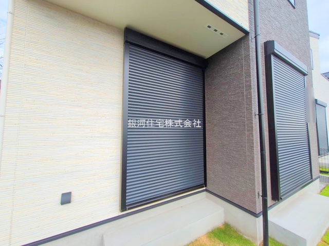 G00383999 東京都町田市真光寺２丁目 新築一戸建て 5880万円 土地面積152.79m² (約46.21坪) 建物面積107.02m² (約32.37坪) 間取り３ＬＤＫ 築年月2025年09月(築１年以内)【外観18】