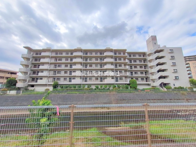 G00384003 神奈川県相模原市南区上鶴間本町５丁目 中古マンション 2320万円 専有面積62.20m² (約18.81坪) 間取り３ＬＤＫ 所在階5階 築年月1992年03月(築33年)【外観6】