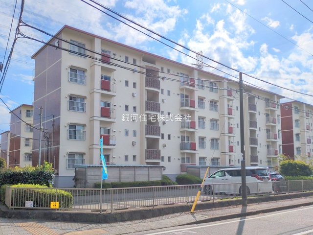 G00384038 神奈川県横浜市泉区和泉町 中古マンション 1299万円 専有面積72.55m² (約21.94坪) 間取り３ＬＤＫ 所在階4階 築年月1977年09月(築48年)【外観4】