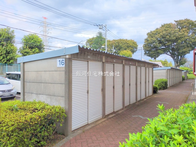 G00384038 神奈川県横浜市泉区和泉町 中古マンション 1299万円 専有面積72.55m² (約21.94坪) 間取り３ＬＤＫ 所在階4階 築年月1977年09月(築48年)【外観7】