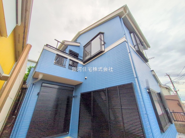 G00384047 神奈川県横浜市旭区上白根２丁目 中古一戸建て 3398万円 土地面積161.00m² (約48.70坪) 建物面積101.81m² (約30.79坪) 間取り３ＬＤＫ 築年月1999年04月(築26年)【外観12】