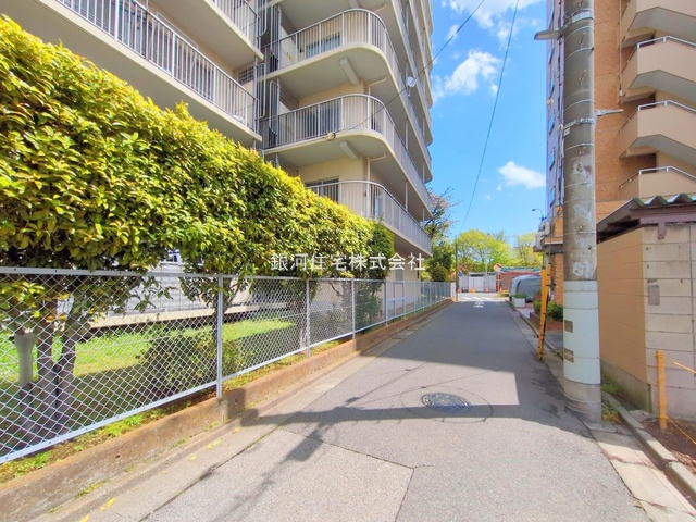 G00384084 東京都江東区大島８丁目 中古マンション 4680万円 専有面積51.55m² (約15.59坪) 間取り１ＳＬＤＫ 所在階6階 築年月1982年09月(築43年)【外観9】