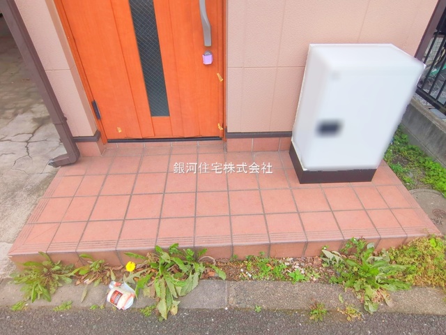 G00384089 神奈川県川崎市中原区井田中ノ町 中古一戸建て 5599万円 土地面積52.39m² (約15.84坪) 建物面積99.98m² (約30.24坪) 間取り２ＳＬＤＫ 築年月2003年06月(築22年)【外観4】