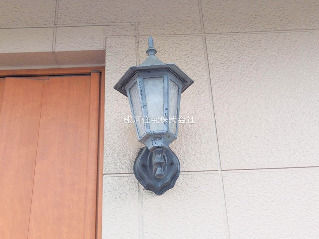 G00384089 神奈川県川崎市中原区井田中ノ町 中古一戸建て 5599万円 土地面積52.39m² (約15.84坪) 建物面積99.98m² (約30.24坪) 間取り２ＳＬＤＫ 築年月2003年06月(築22年)【外観11】