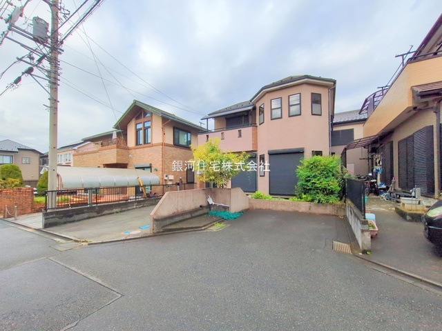 G00384159 神奈川県相模原市緑区下九沢 中古一戸建て 2580万円 土地面積120.70m² (約36.51坪) 建物面積90.88m² (約27.49坪) 間取り４ＬＤＫ 築年月2001年05月(築24年)【外観2】