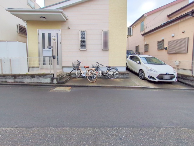 G00384159 神奈川県相模原市緑区下九沢 中古一戸建て 2580万円 土地面積120.70m² (約36.51坪) 建物面積90.88m² (約27.49坪) 間取り４ＬＤＫ 築年月2001年05月(築24年)【外観7】