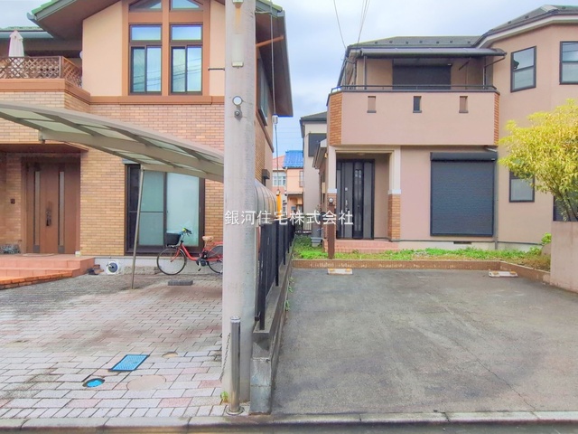 G00384159 神奈川県相模原市緑区下九沢 中古一戸建て 2580万円 土地面積120.70m² (約36.51坪) 建物面積90.88m² (約27.49坪) 間取り４ＬＤＫ 築年月2001年05月(築24年)【外観10】