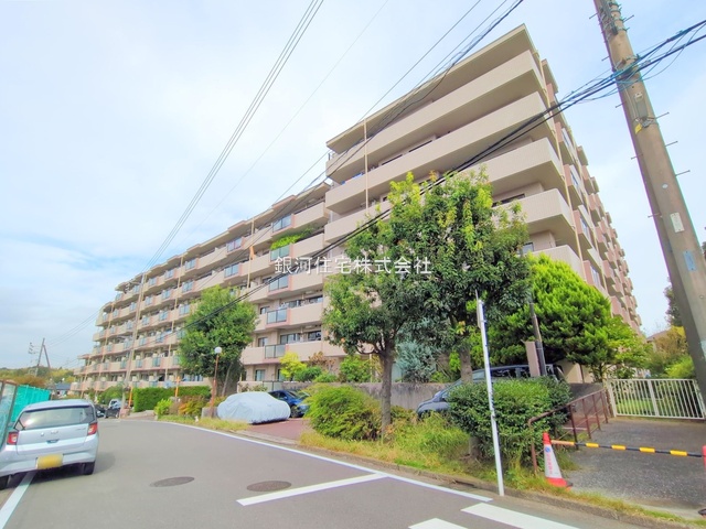G00384194 神奈川県横浜市泉区岡津町 中古マンション 2980万円 専有面積97.29m² (約29.43坪) 間取り３ＬＤＫ 所在階6階 築年月1989年10月(築36年)【外観2】
